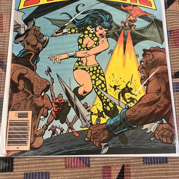 Starfire #1&2 - Picture 5 of 5